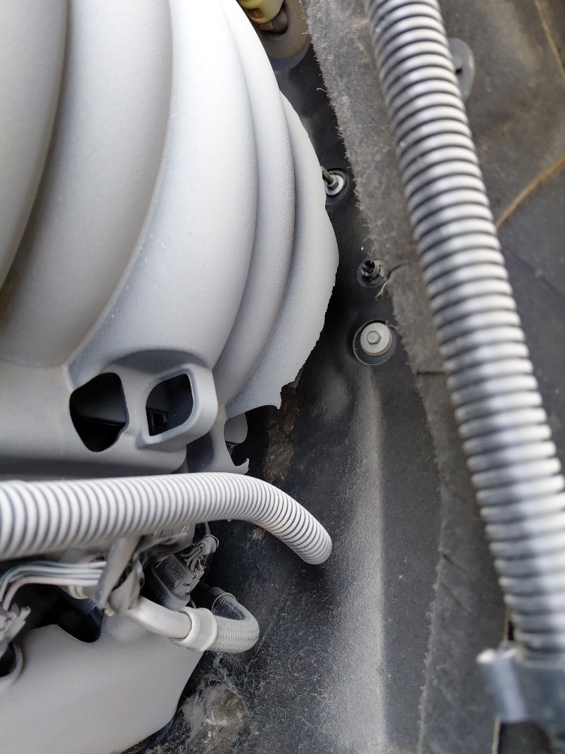 Chevrolet  Suburban STD Sports Utility 2020 image