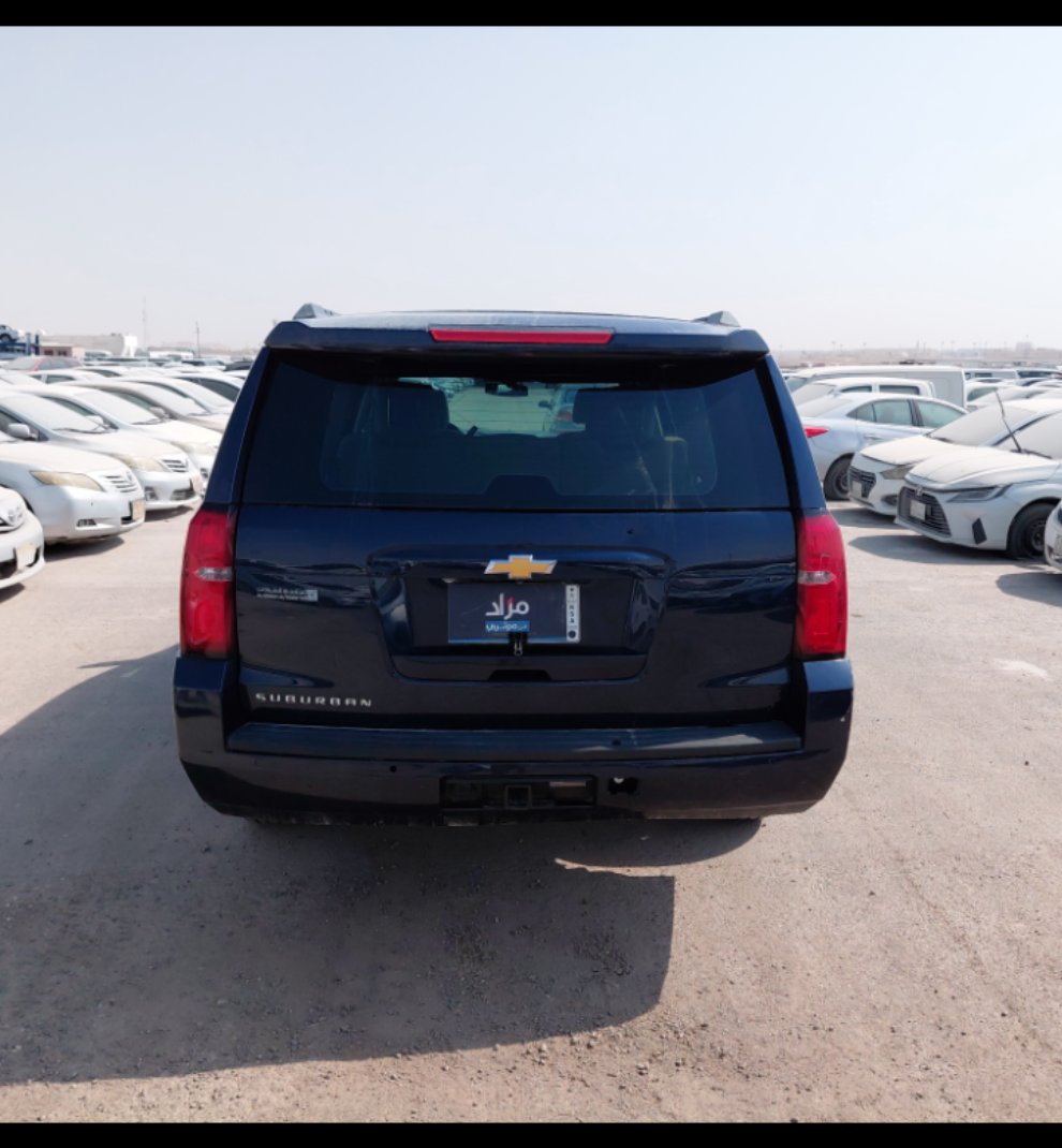 Chevrolet  Suburban STD Sports Utility 2020 image