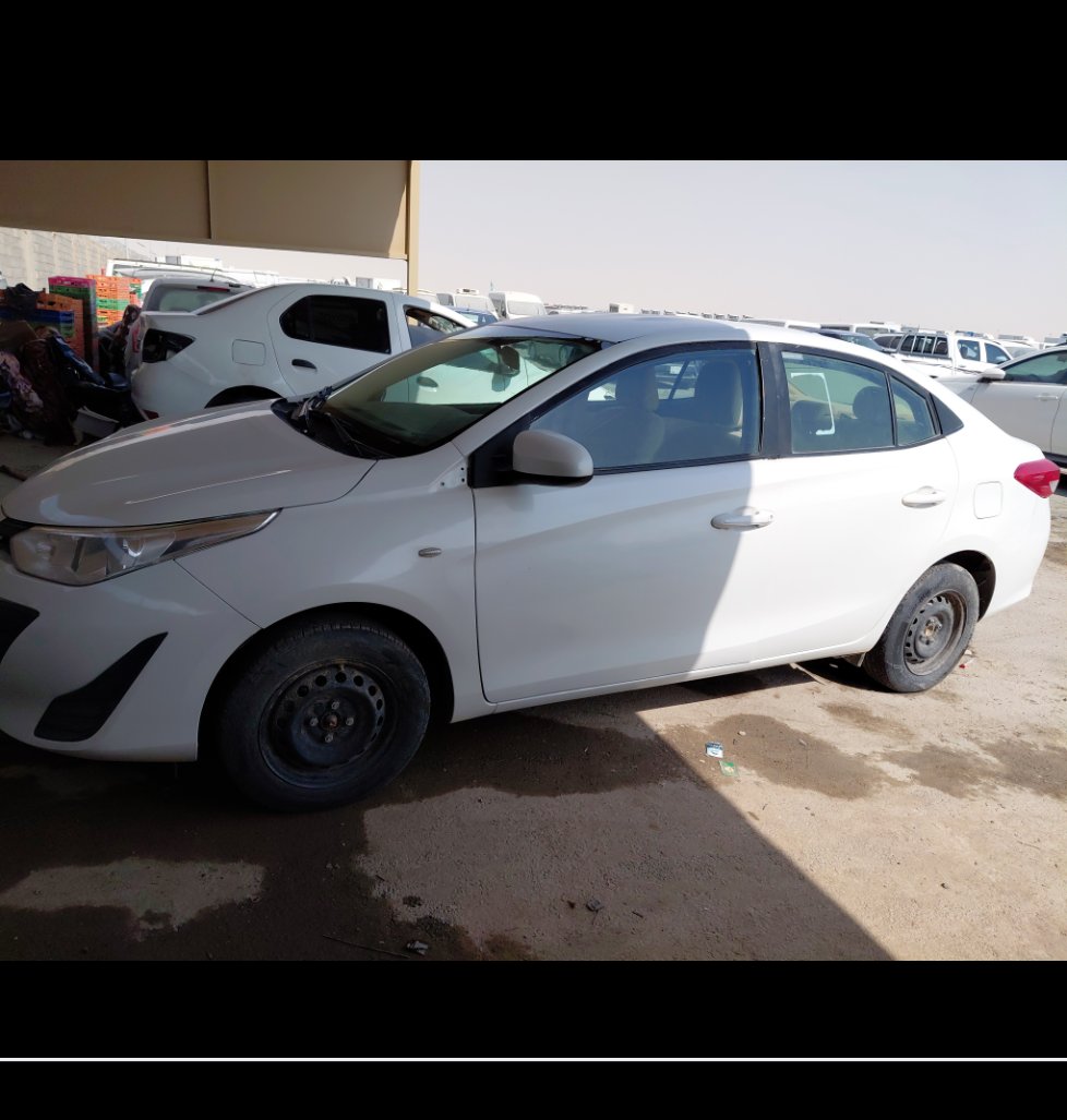 Toyota Yaris Y FLT  2020 image