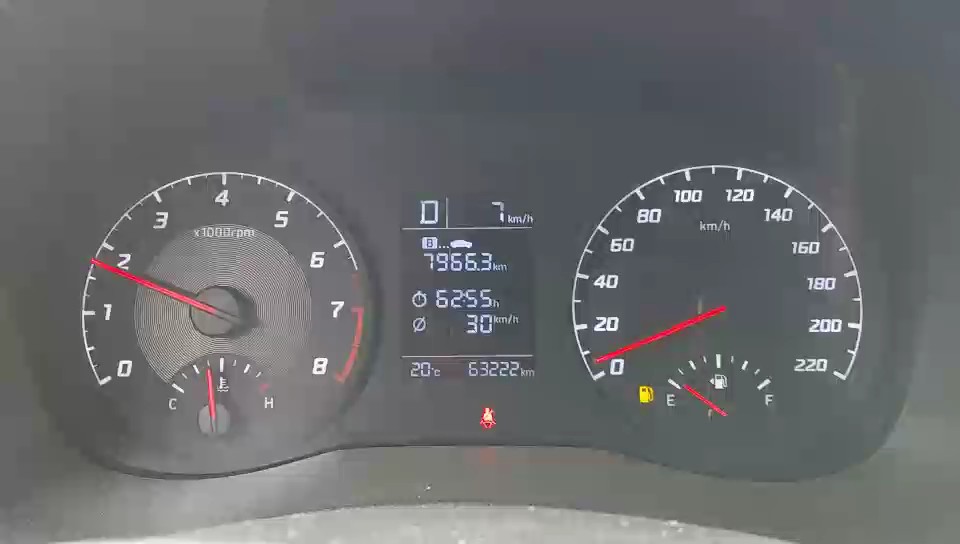 Hyundai Accent سمارت - رياضية  2023 video