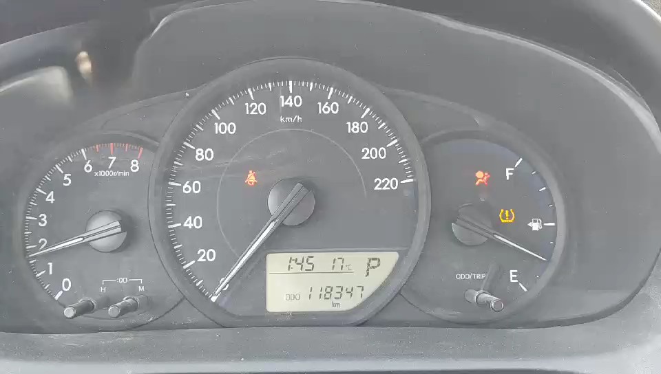 Toyota Yaris Y 2021 video
