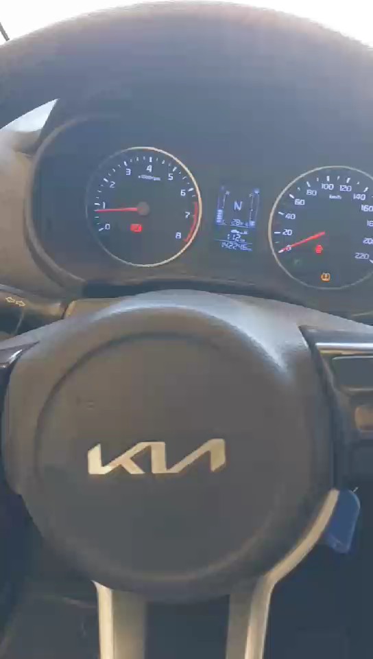 كيا بيجاس LX 2023 video