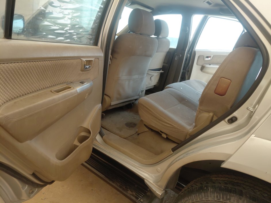 Toyota Fortuner  2009 image