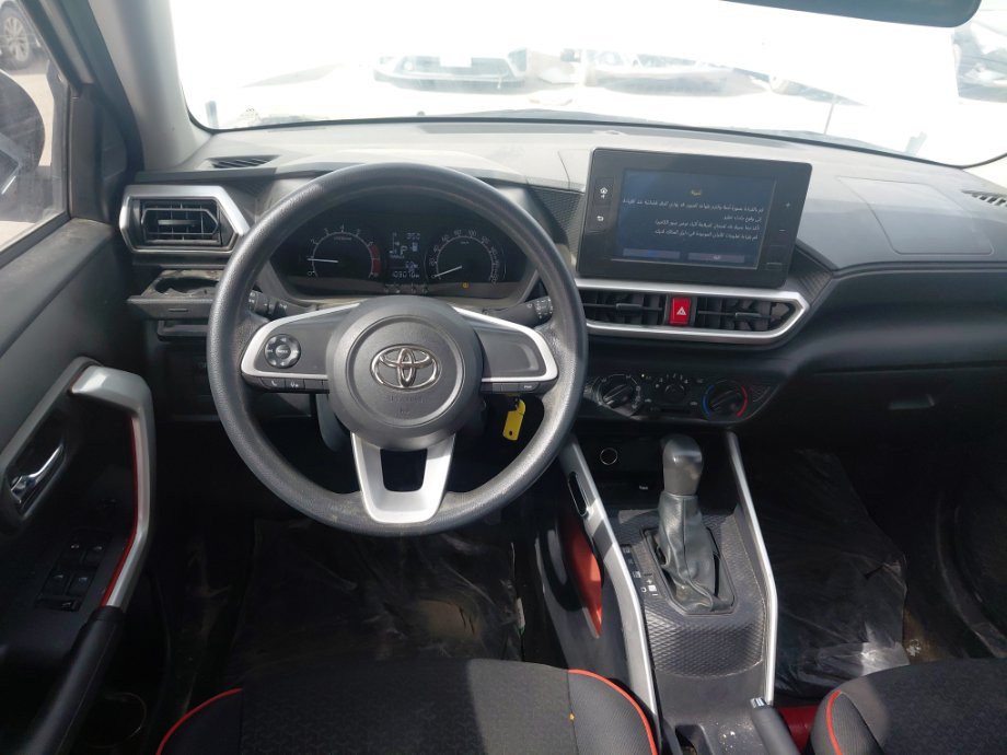 Toyota RAIZE XLE  2024 image