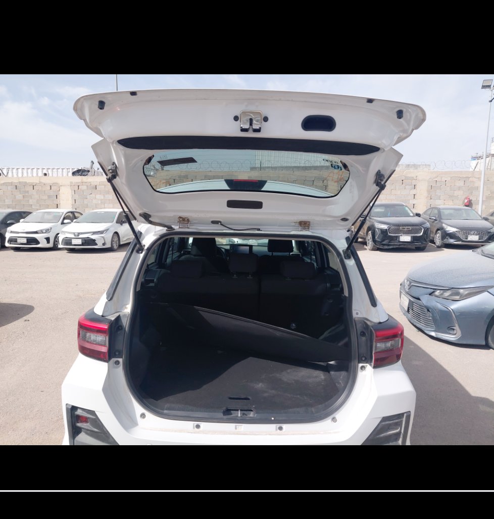 Toyota RAIZE XLE  2024 image