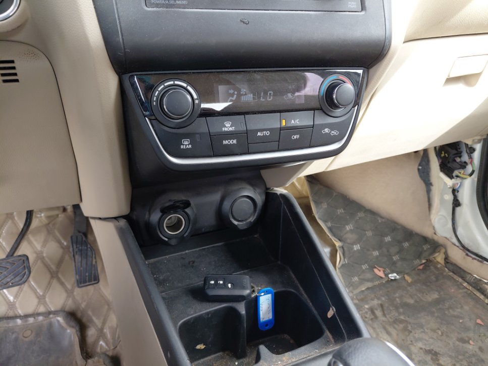 Suzuki DZIRE GLX 2024 image