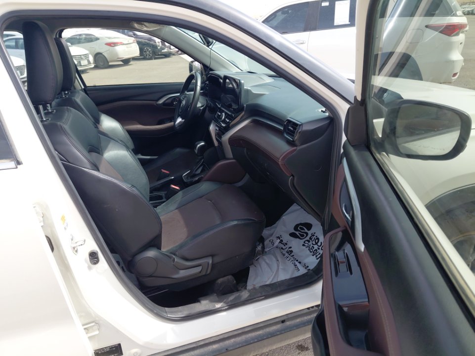 Toyota Urban Cruiser GLX 2024 image