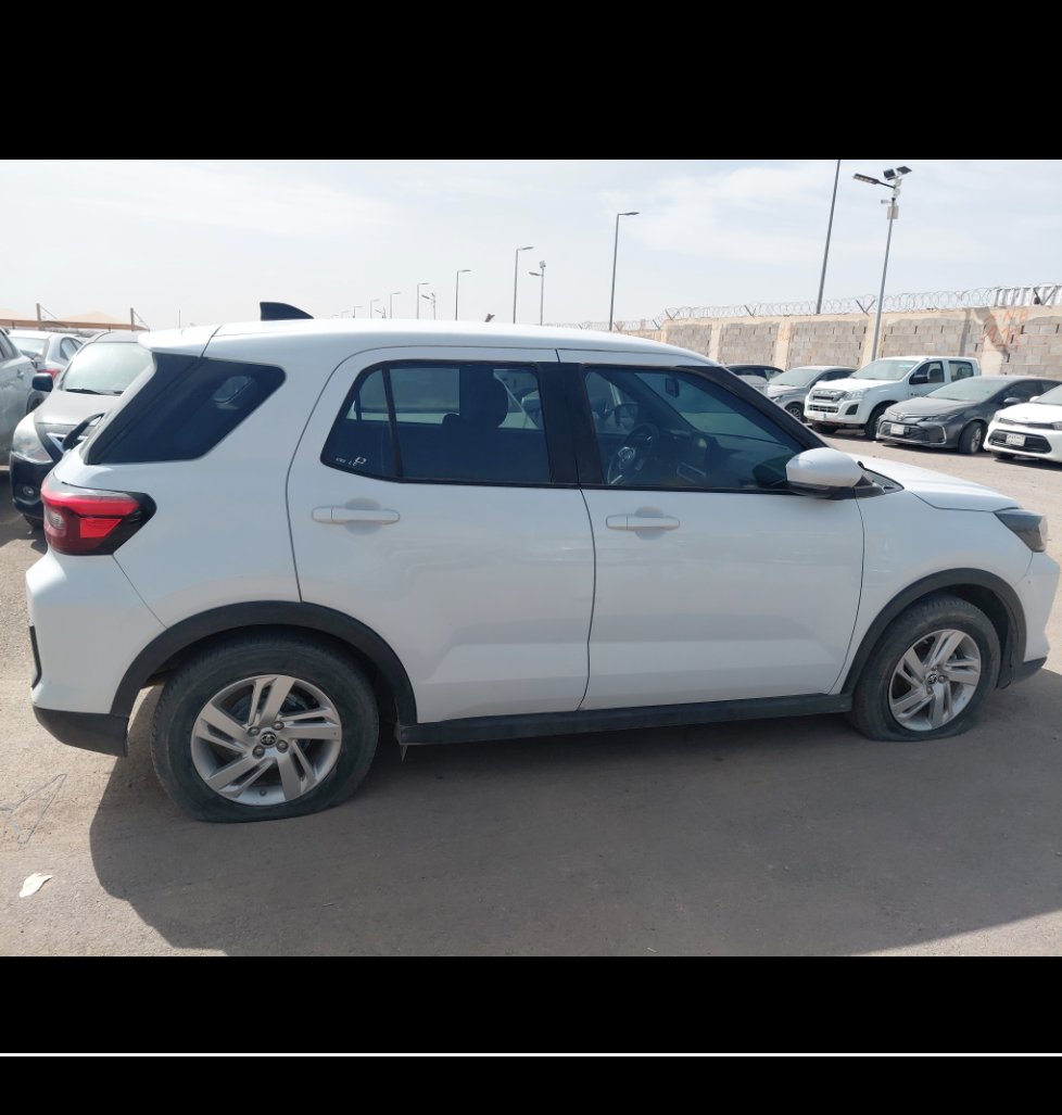 Toyota RAIZE XLE  2024 image