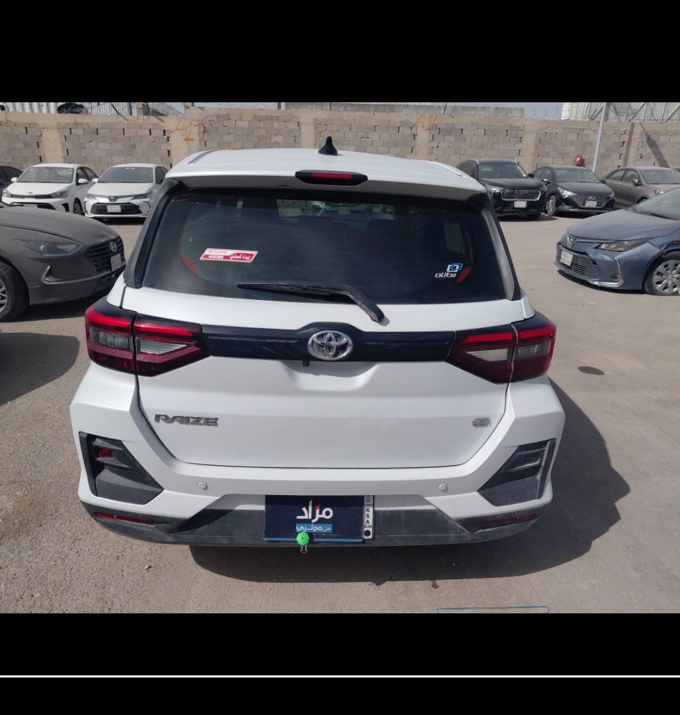Toyota RAIZE XLE  2024 image