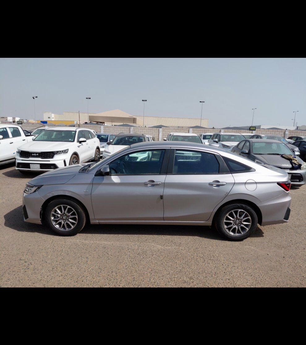 تويوتا يارس  2023 image