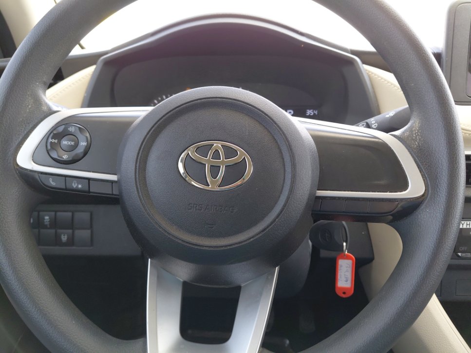 Toyota Yaris Y 2024 image