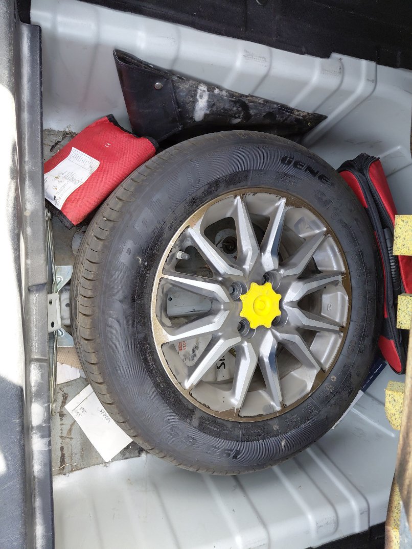 تويوتا يارس  2023 image