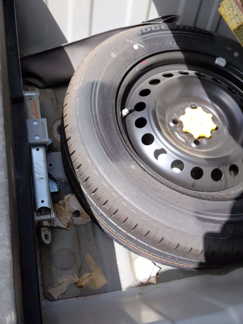 Toyota Yaris Y 2024 image