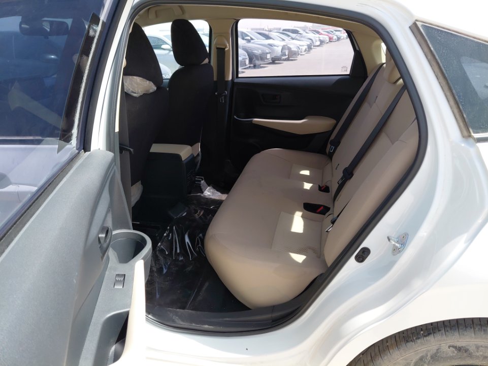 Toyota Yaris Y 2024 image