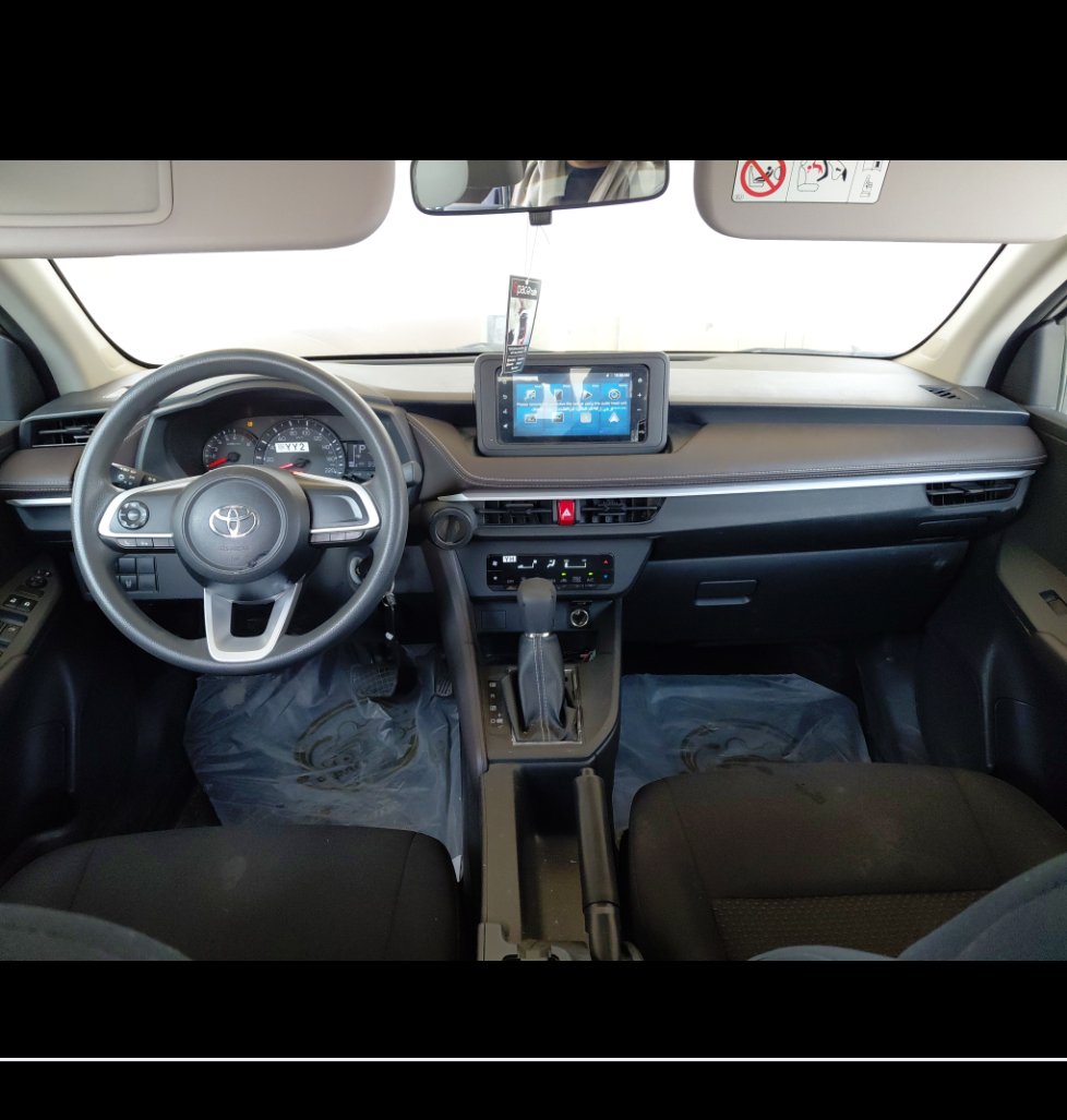 Toyota Yaris Y 2023 image