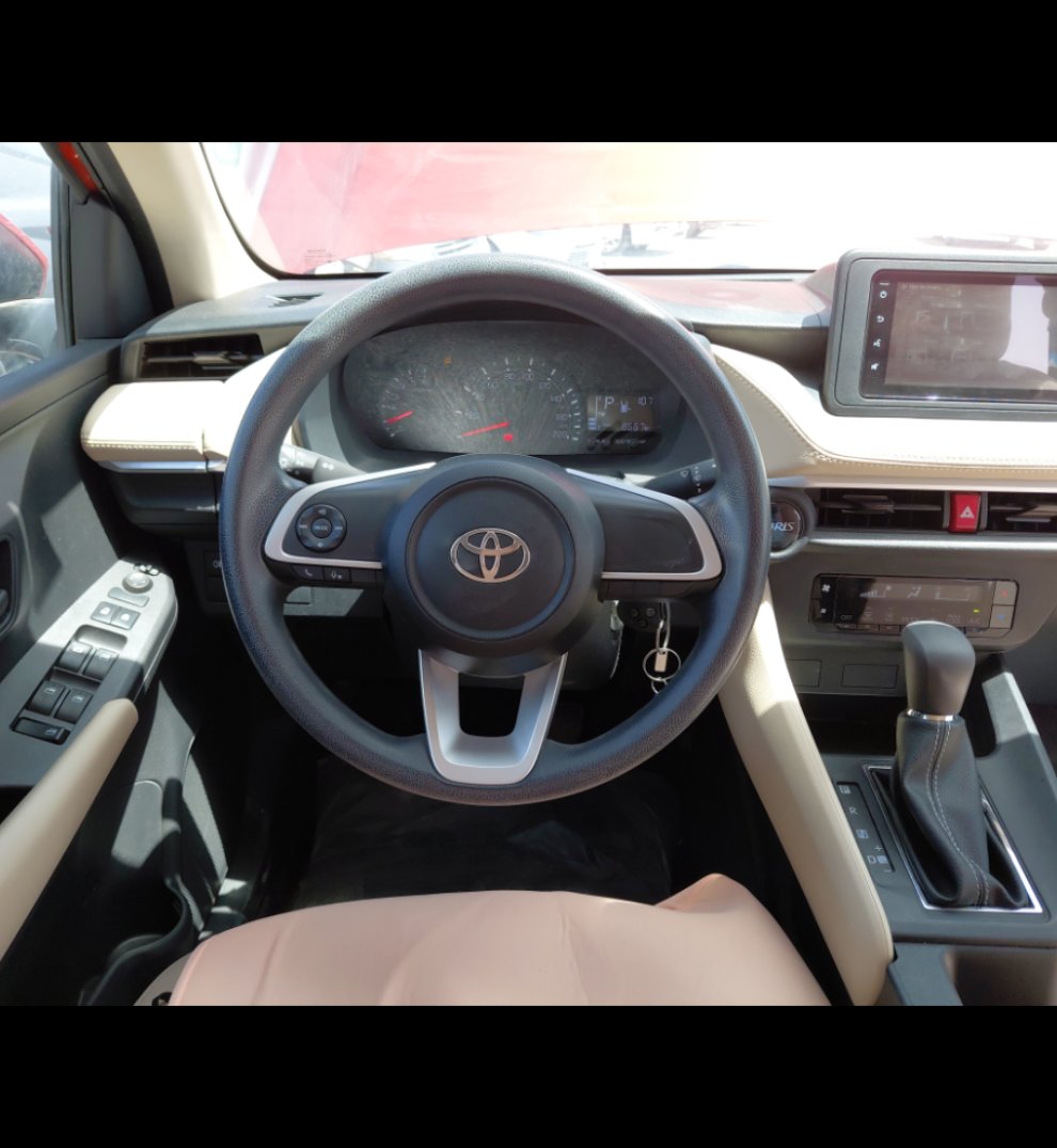 Toyota Yaris Y 2024 image