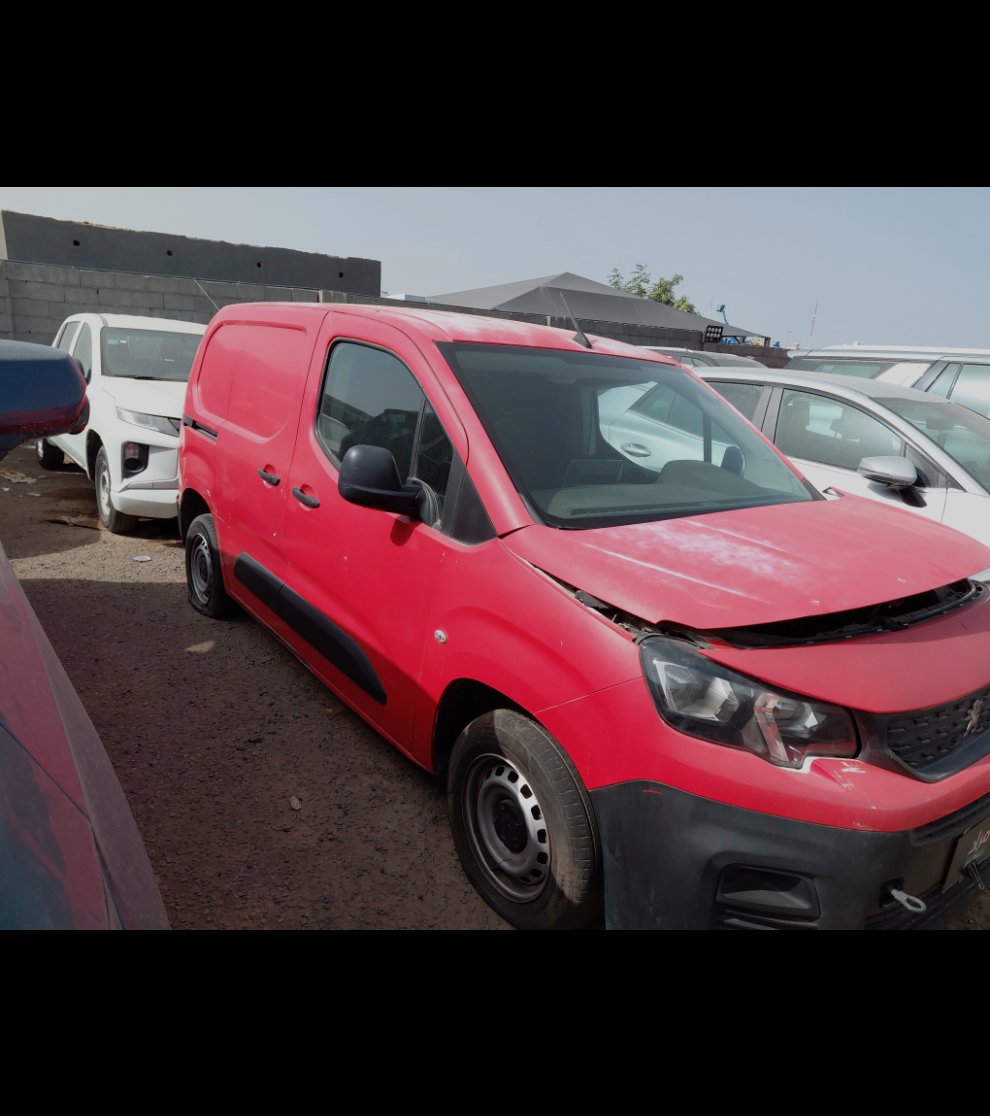 Peugeot  Partner  2023 image