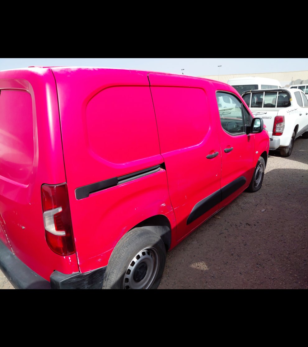 Peugeot  Partner  2023 image