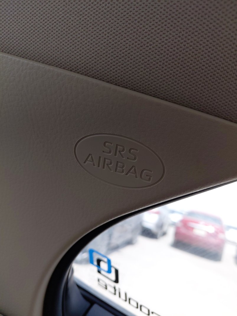 Toyota Camry GLE HEV  2024 image