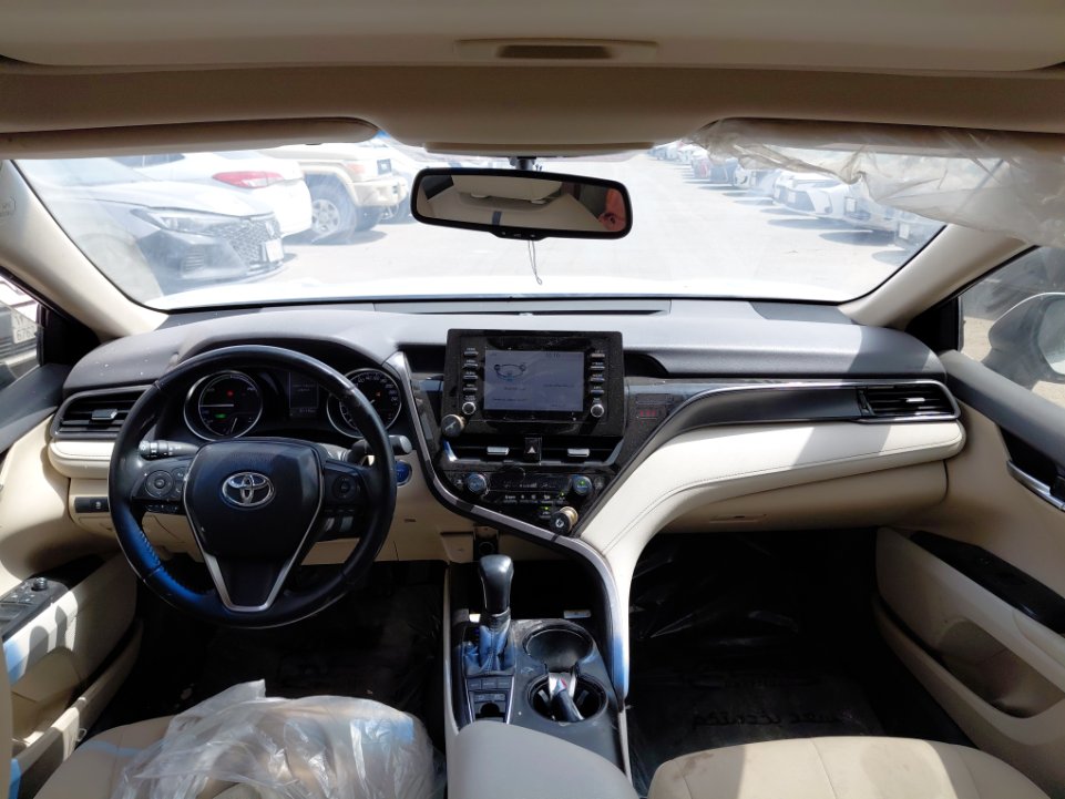 Toyota Camry GLE HEV  2024 image