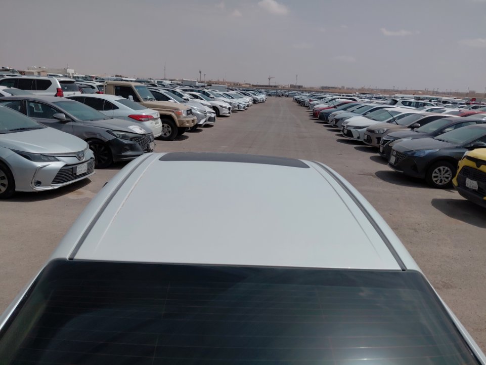 Toyota Camry GLE HEV  2024 image