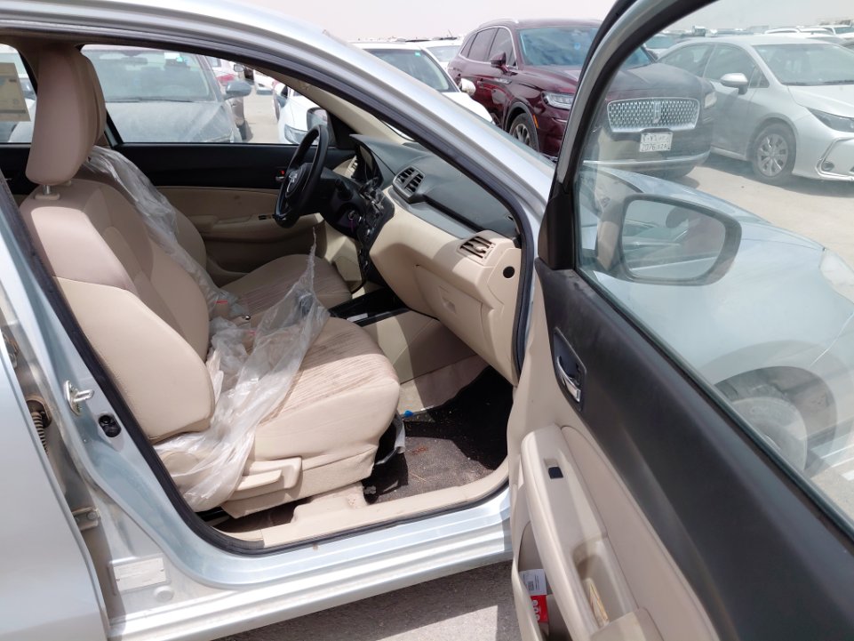 Suzuki DZIRE GL 2025 image