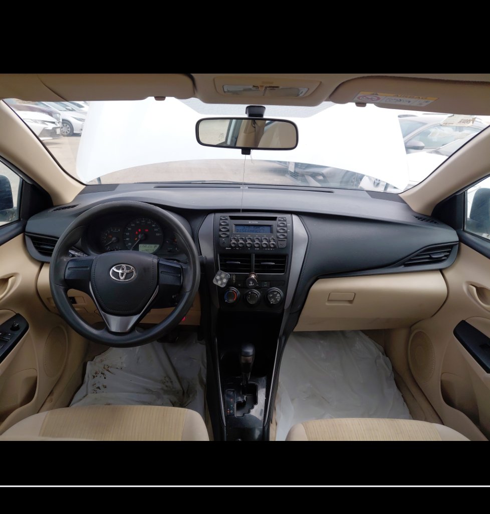 Toyota Yaris Y FLT 2021 image