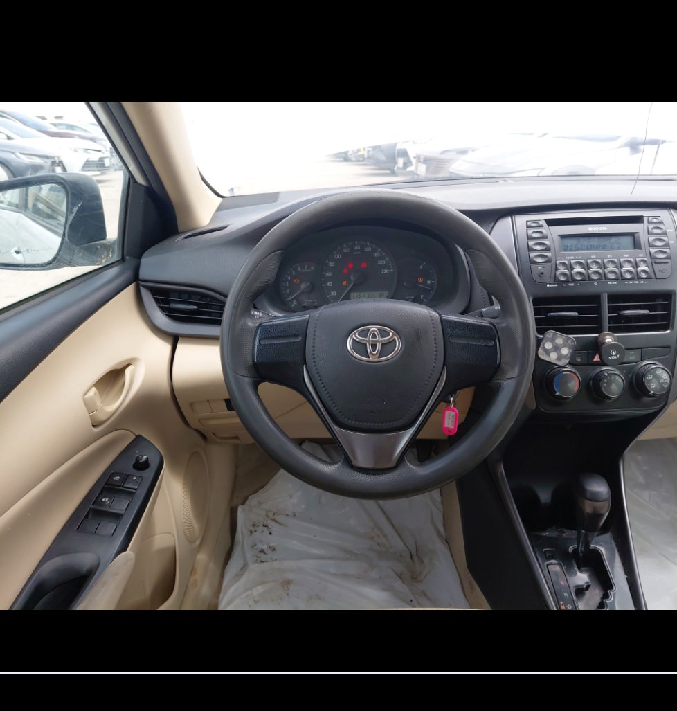 Toyota Yaris Y FLT 2021 image