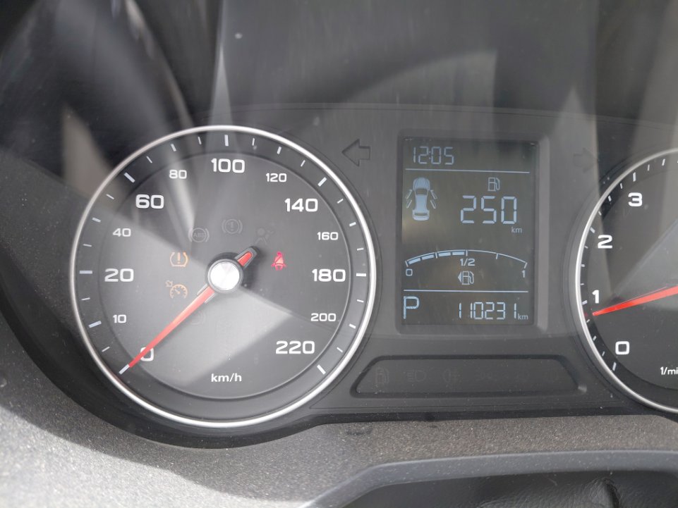 إم جي 5  2023 image