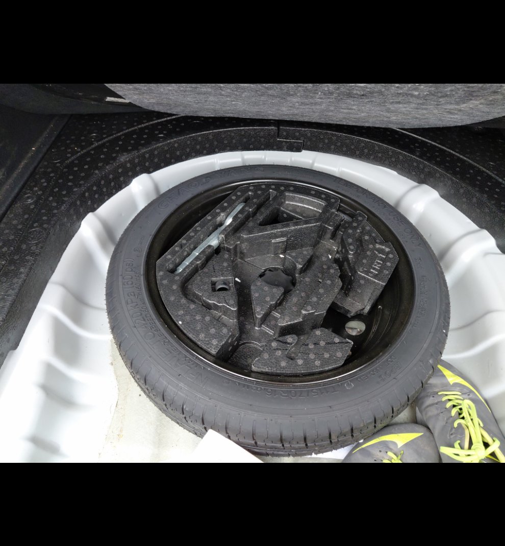 إم جي 5  2023 image