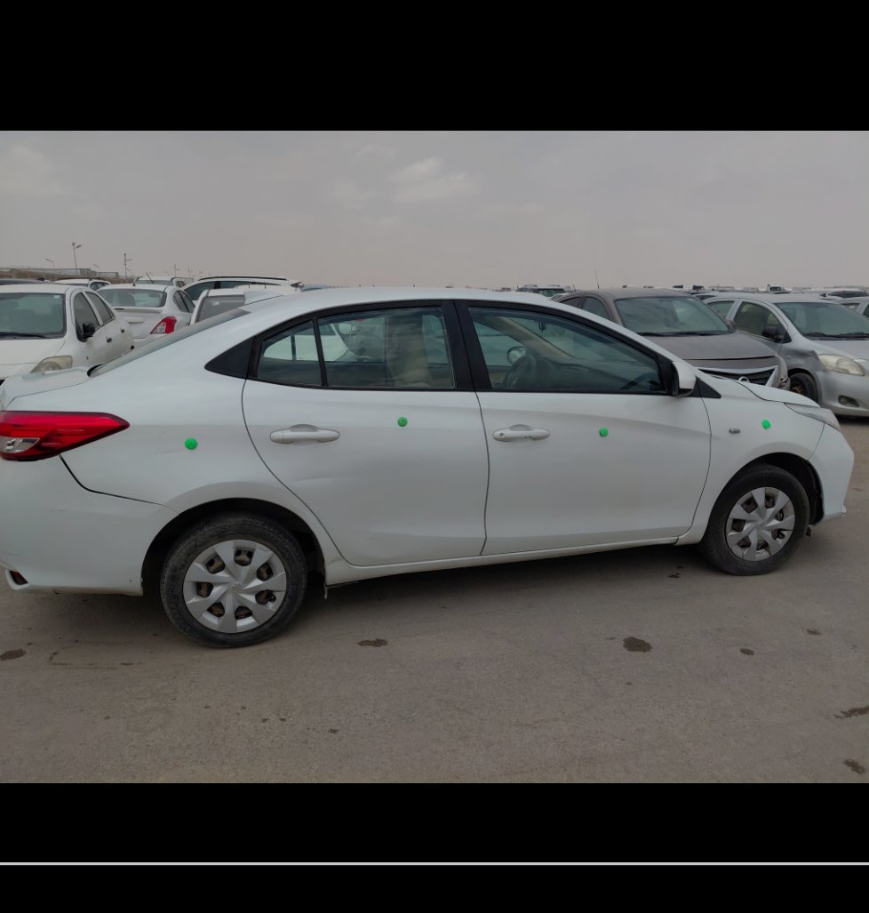 Toyota Yaris Y FLT 2021 image