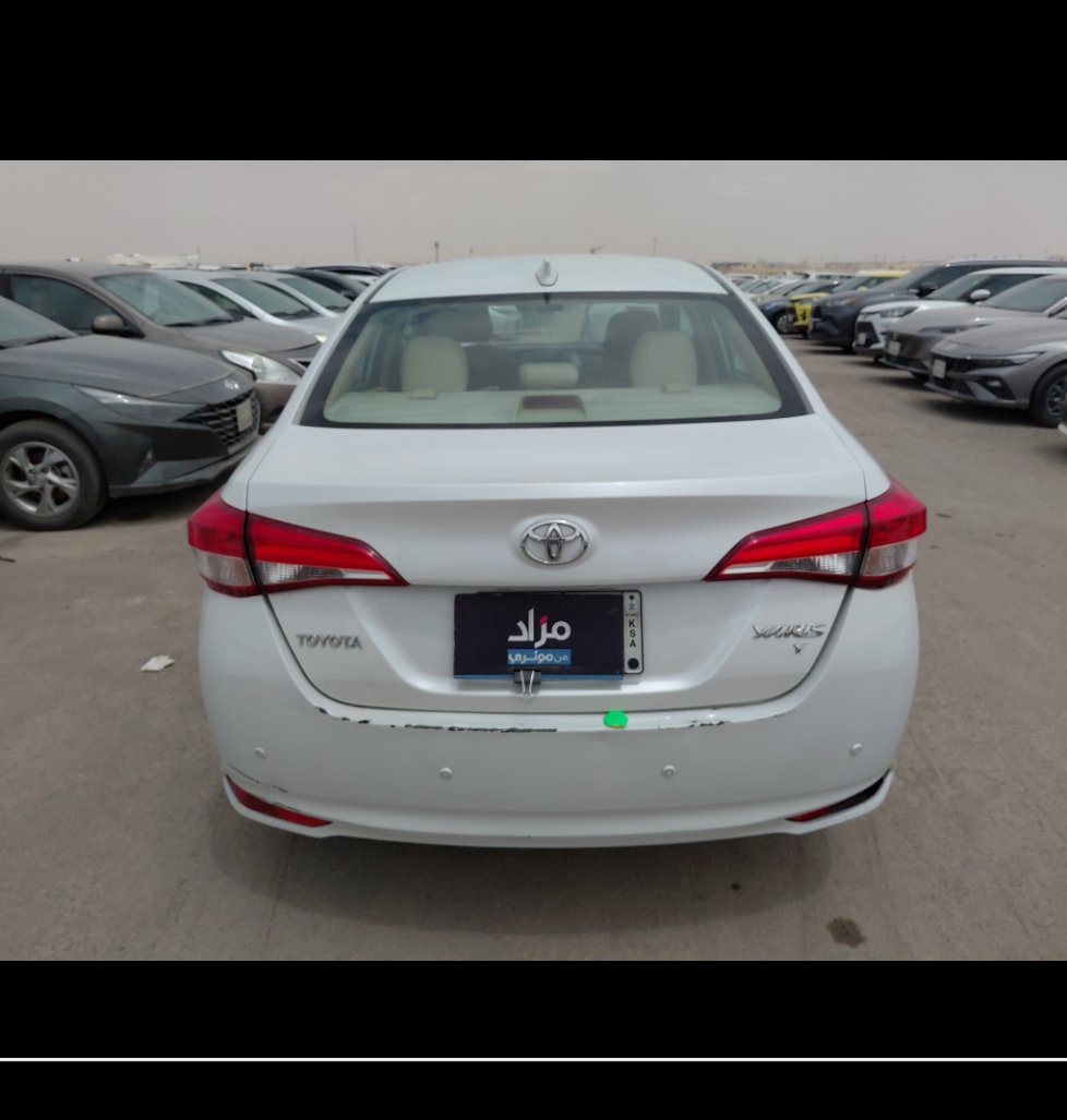 Toyota Yaris Y FLT 2021 image