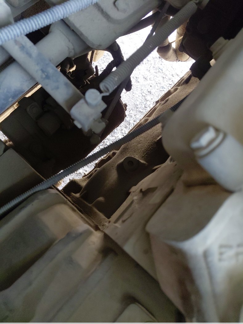 Ashok Leyland Falcon   2020 image