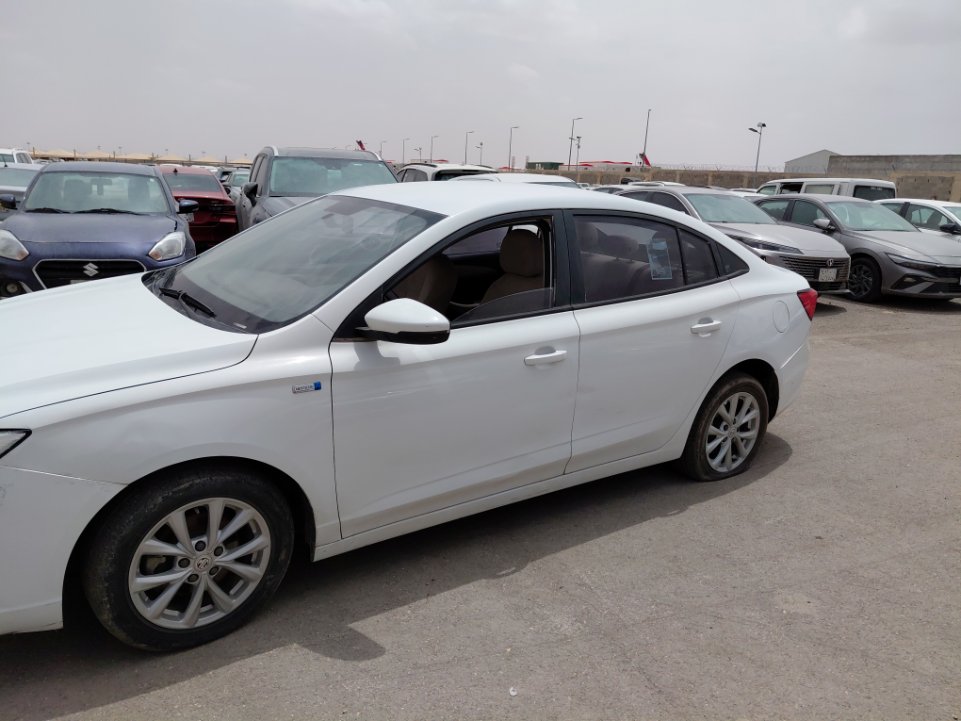 إم جي 5  2023 image