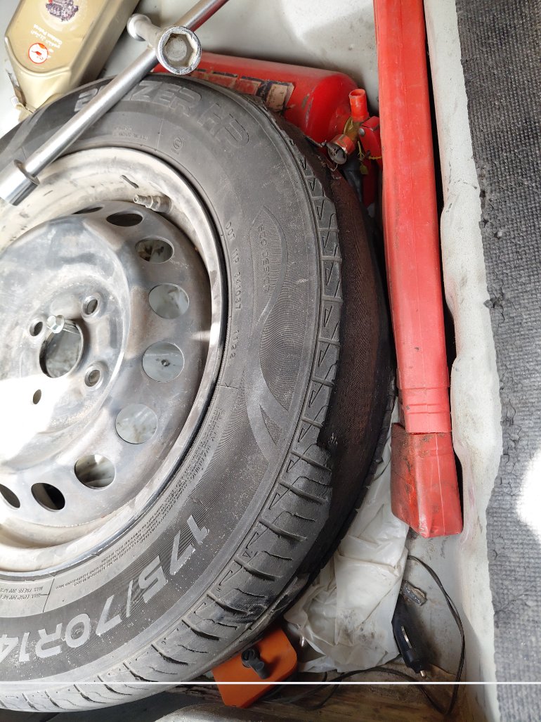 Toyota Yaris Y FLT 2021 image