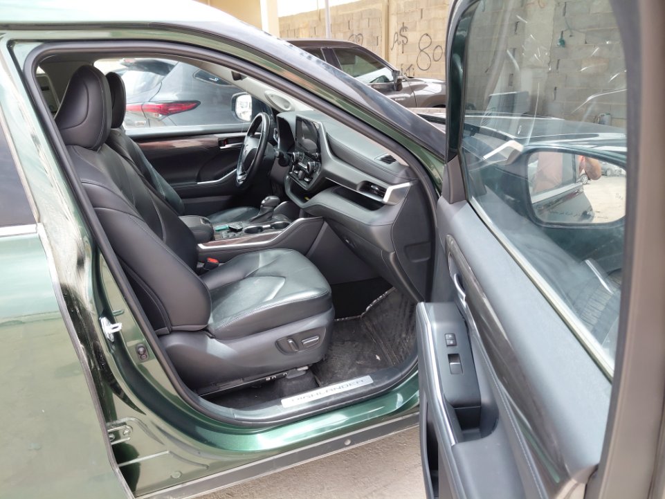 Toyota Highlander LTD HEV - SPORT 2023 image