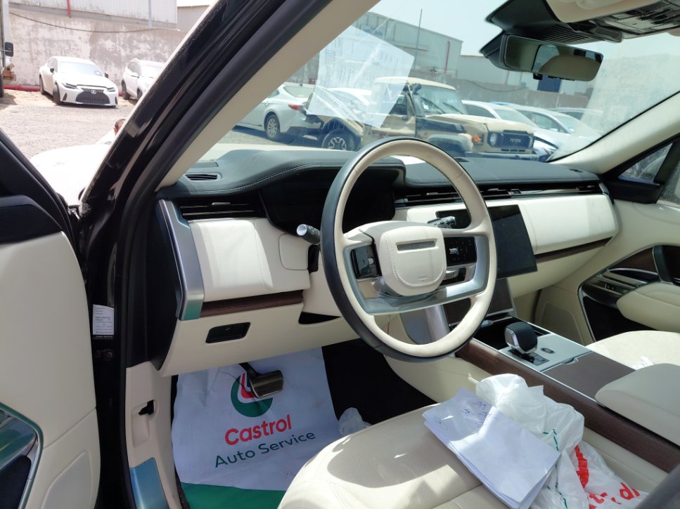 رنج روفر ستاندرد  2024 image