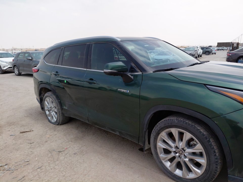 Toyota Highlander LTD HEV - SPORT 2023 image