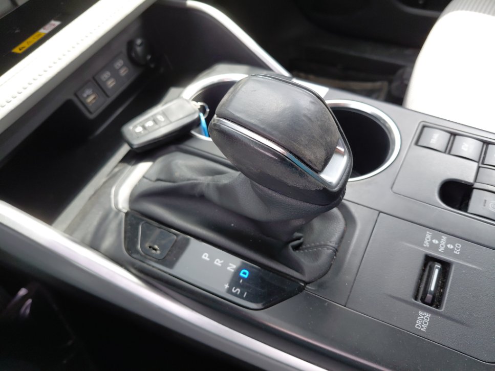 Toyota Highlander GLE HEV  2023 image