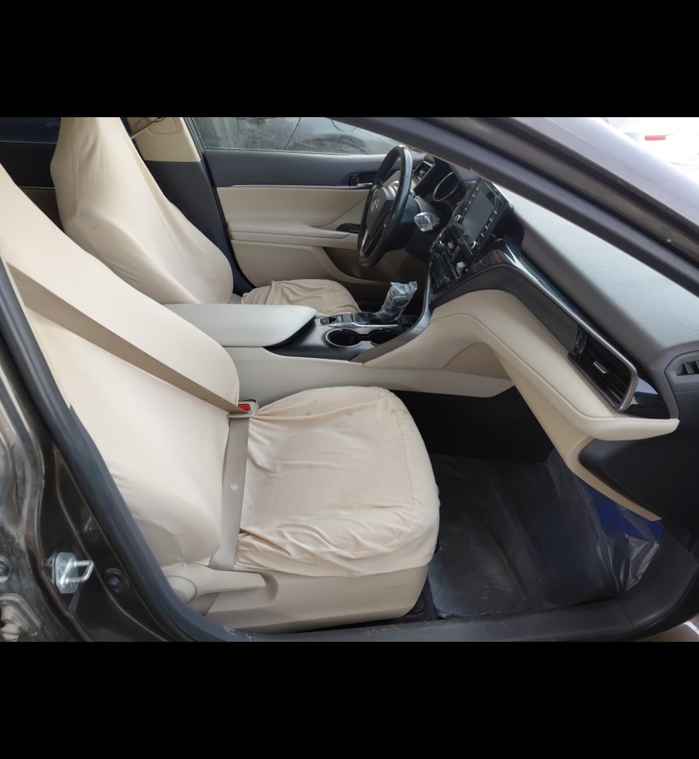 Toyota Camry GLE 2024 image