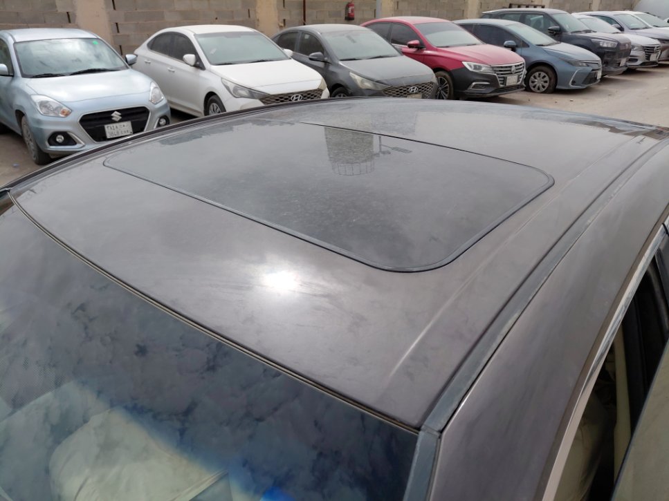 Toyota Camry GLE 2024 image