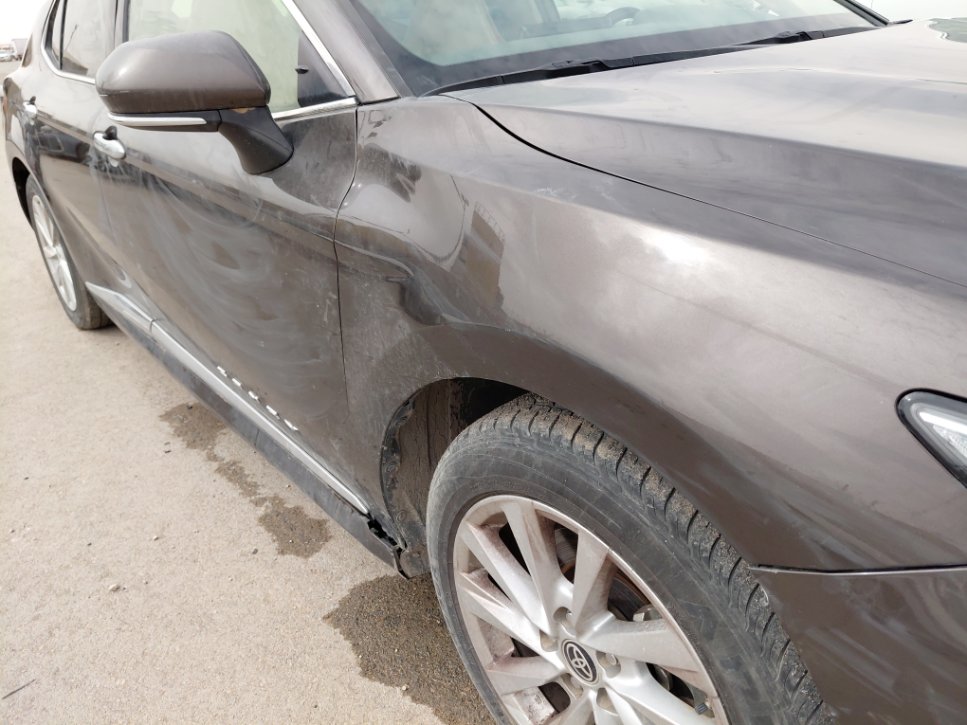 Toyota Camry GLE 2024 image