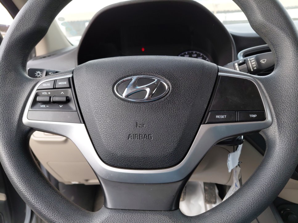 Hyundai Accent سمارت - رياضية  2023 image