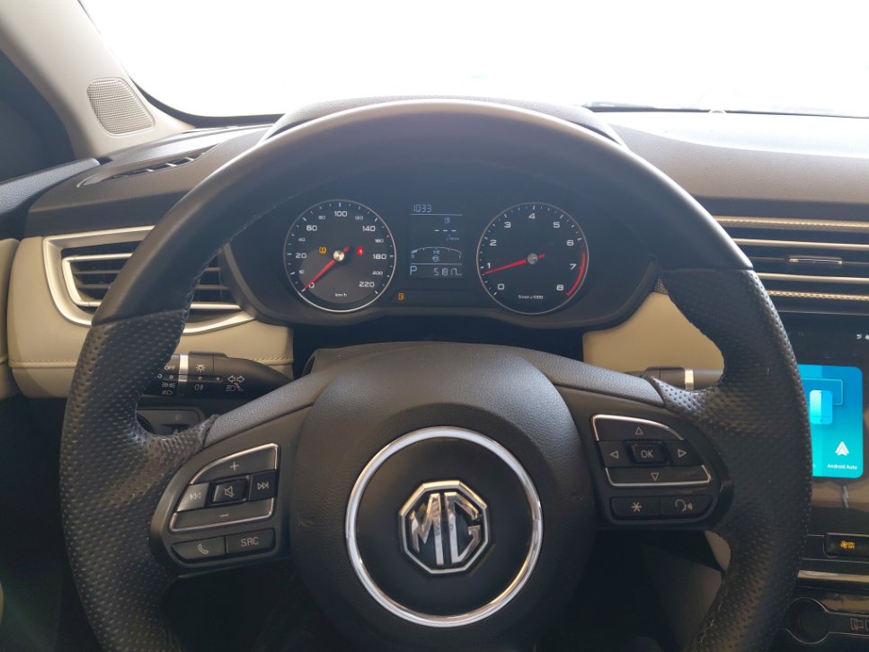 MG 5 عادي  2024 image