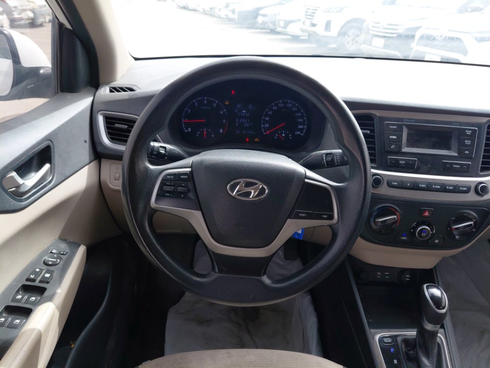 هيونداي أكسنت GL 2020 image