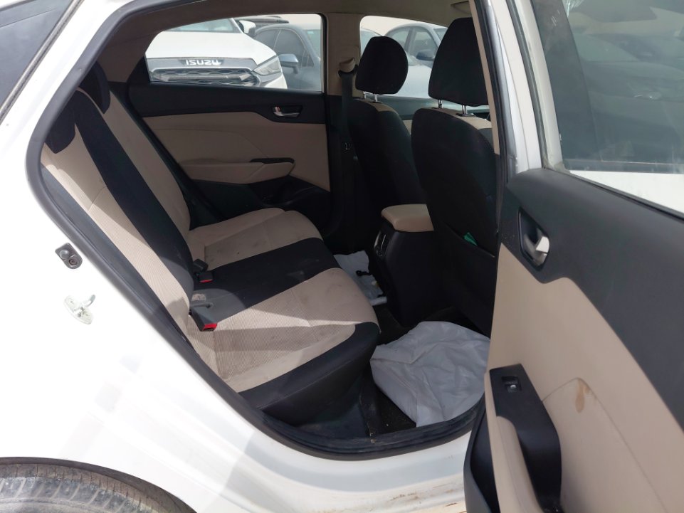 هيونداي أكسنت GL 2020 image