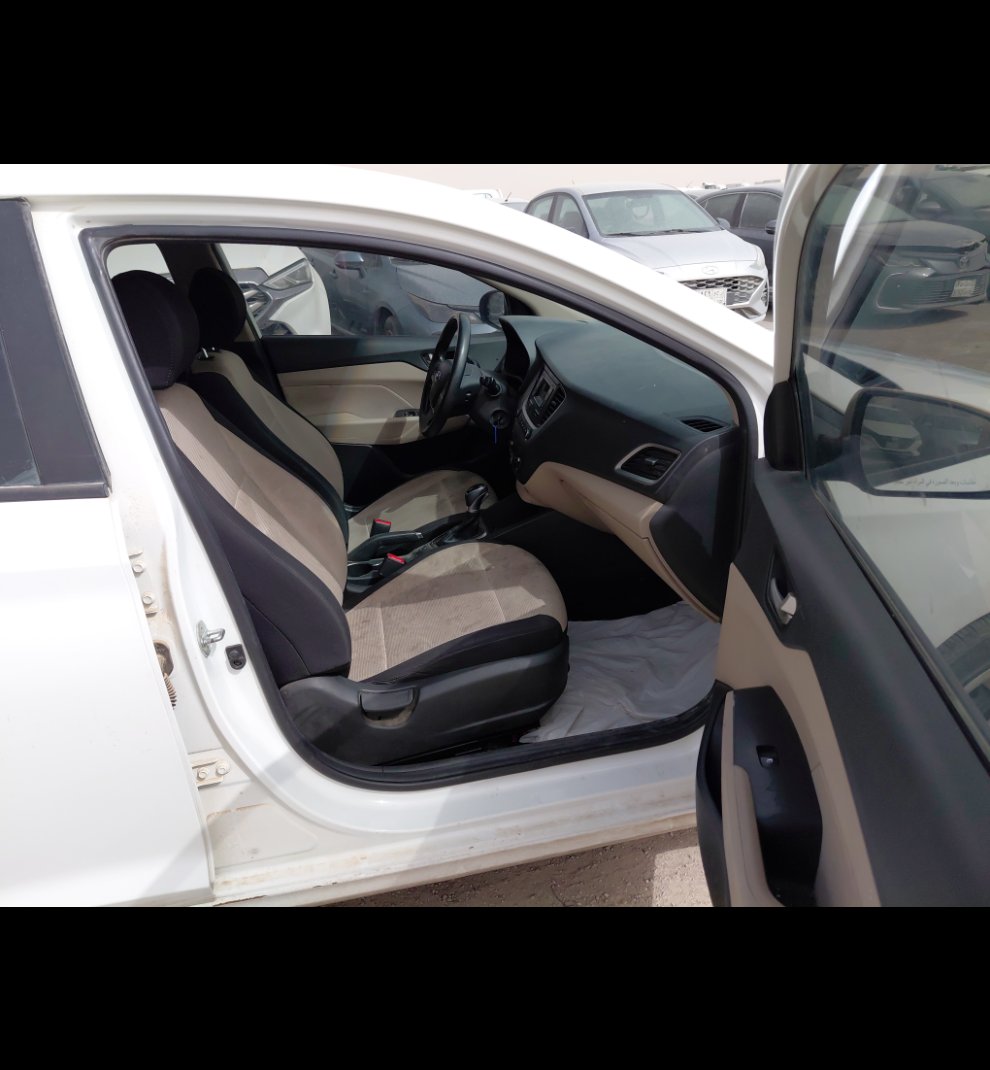 هيونداي أكسنت GL 2020 image