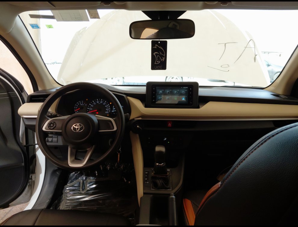 تويوتا يارس Y 2024 image