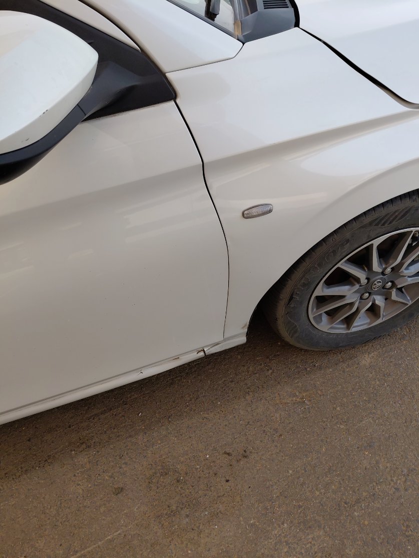 تويوتا يارس Y 2024 image