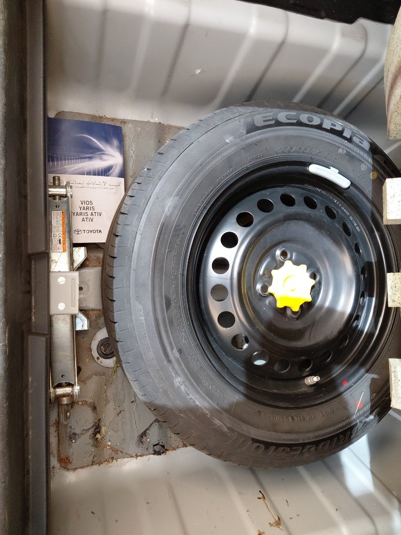 تويوتا يارس Y 2023 image